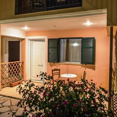 同一视野公寓 * 尼基亚娜